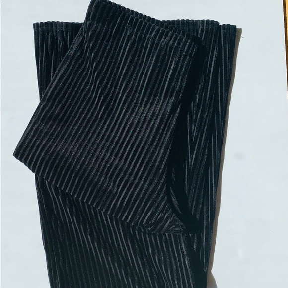Forever 21 Pants - Forever 21 velvet black pants
